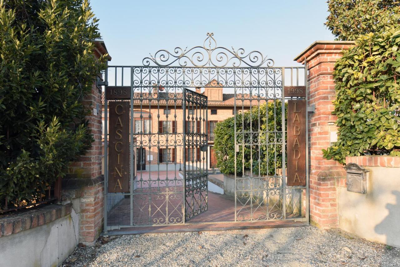 Cascina La Badia Bed & Breakfast Montegrosso d'Asti Exterior photo